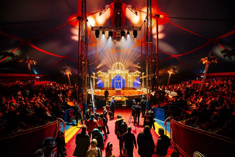 — © FOTO: CIRCUS KRONE