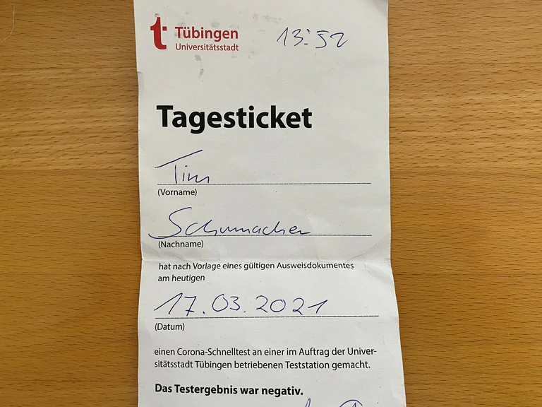 — © Tübinger Tagesticket, Foto: Funkhaus Würzburg